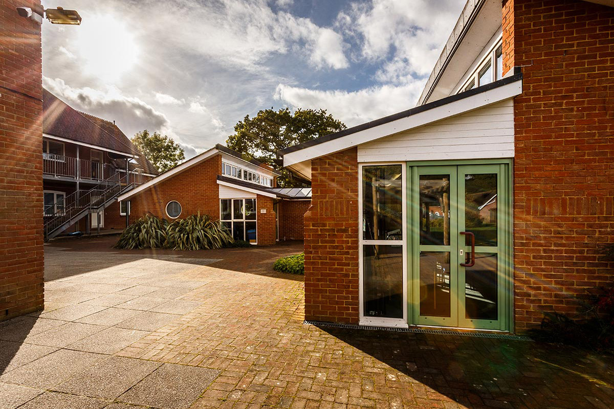 Dumpton-School-by-Rick-McEvoy-Photography-041017-005